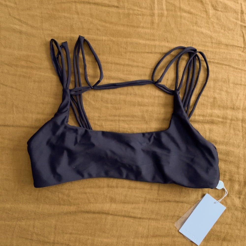 BNWT black MIKOH bikini top
